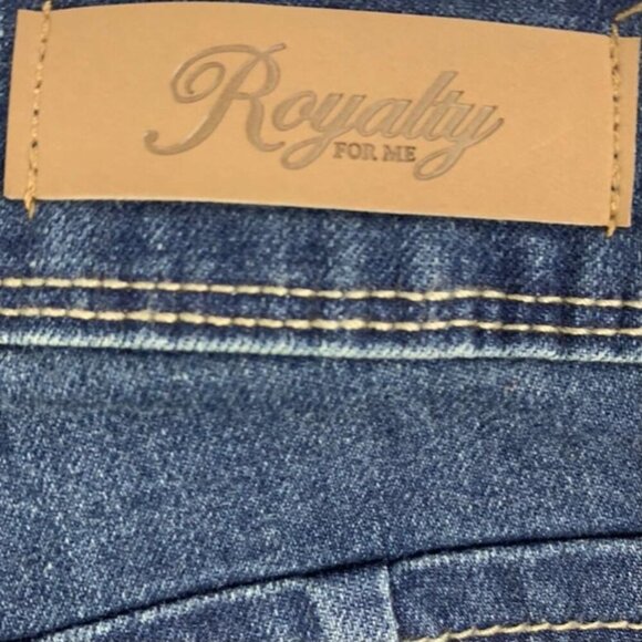Royalty Women's Slim Fit Ankle Stretch Rips Jeans Medium Wash Blue Size 6 - Picture 10 of 13